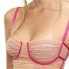 t-hailyna Rynkad mesh-top med kantband t-hailyna Rynkad mesh-top med kantband