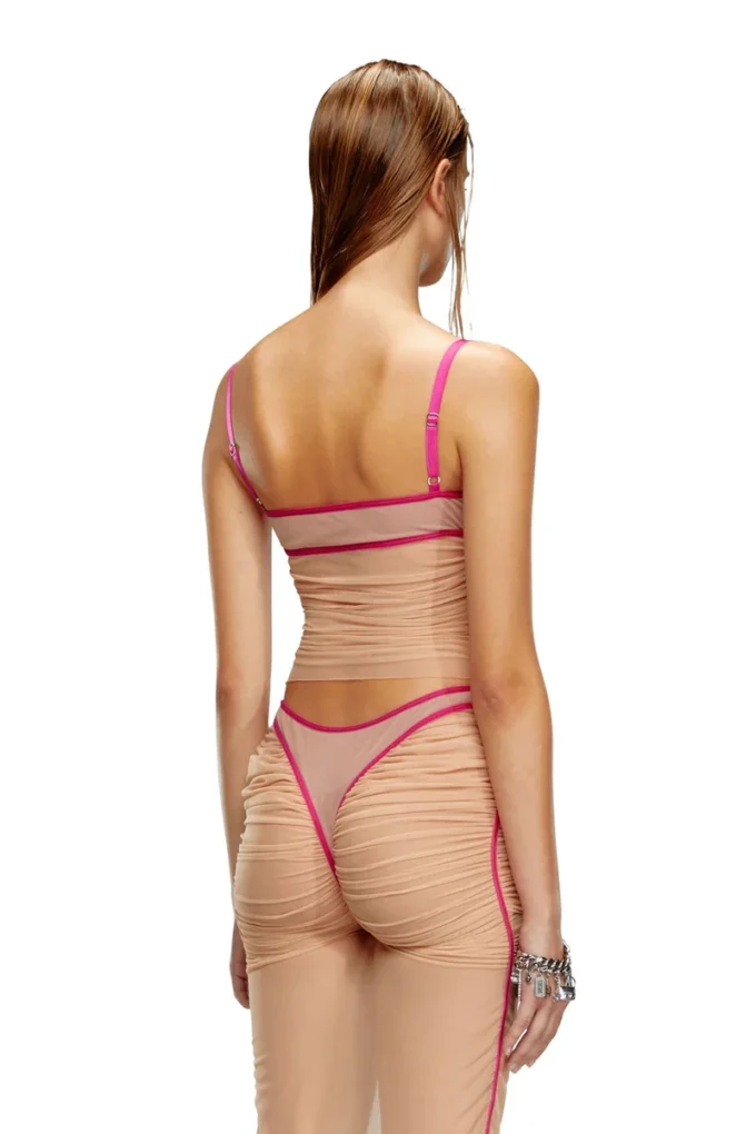 t-hailyna Rynkad mesh-top med kantband t-hailyna Rynkad mesh-top med kantband
