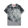 t-inlay Nylon-T-shirt med heraldiskt tryck t-inlay Nylon-T-shirt med heraldiskt tryck