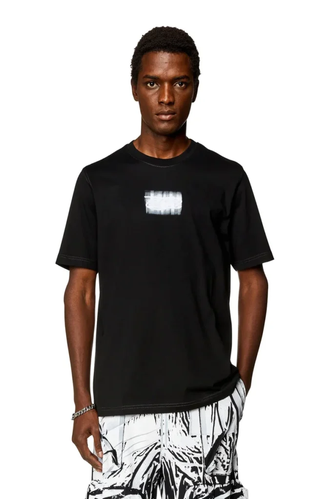 t-just-n4 T-shirt med logotyp i ekologisk bomull t-just-n4 T-shirt med logotyp i ekologisk bomull