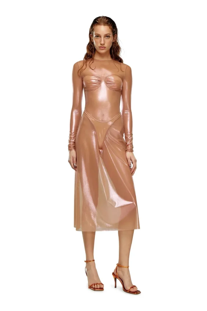 t-nikki Metallic topp i tyll med bh-detalj t-nikki Metallic topp i tyll med bh-detalj