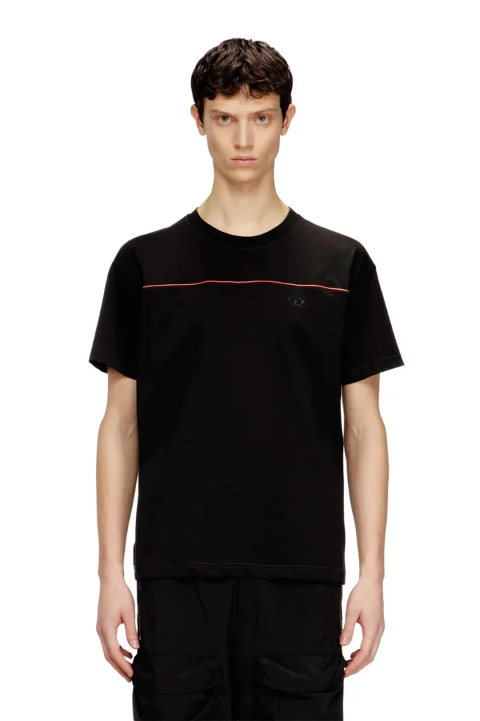 t-norm-piping T-shirt med kontrastkantband t-norm-piping T-shirt med kontrastkantband
