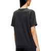 t-normy-od-s1 Bomullst-shirt med metalliskt Oval D t-normy-od-s1 Bomullst-shirt med metalliskt Oval D