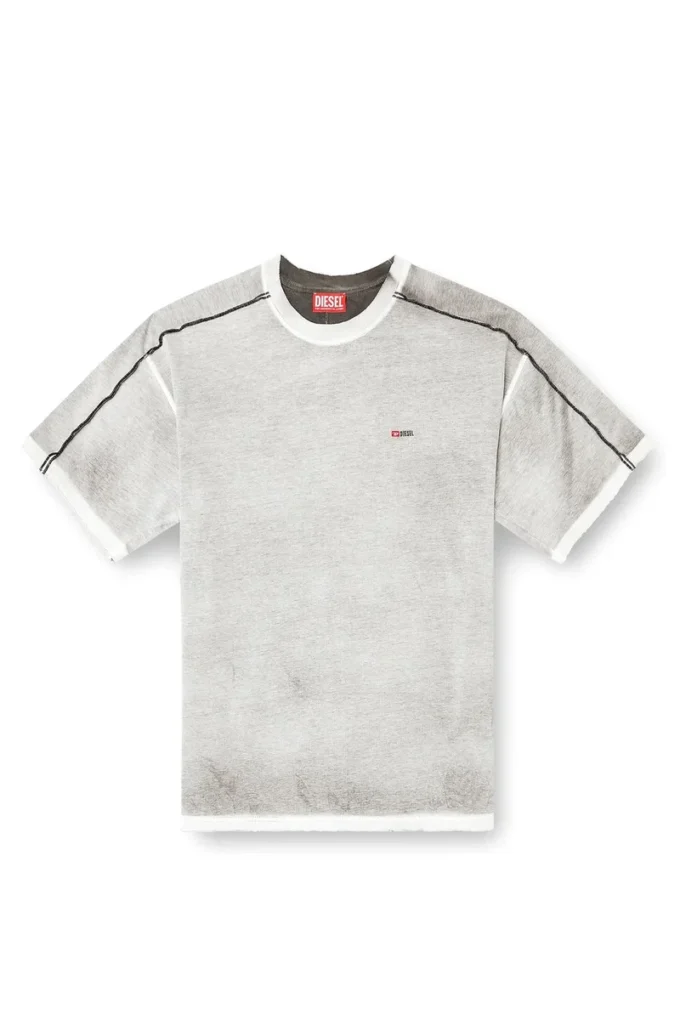 t-riven Avslappnad bomullst-shirt med färgspray