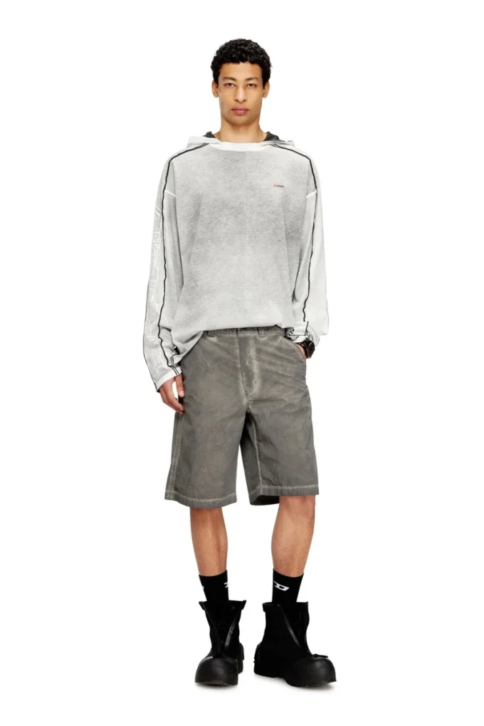 t-riven-ls-hood Hoodie i bomull med färgspray