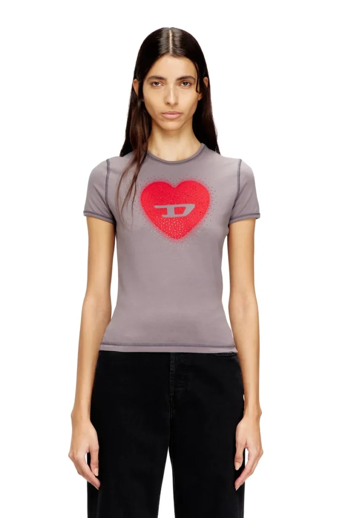 t-uncuties-long-s5 Slim T-shirt med hjärtmönster och nitar