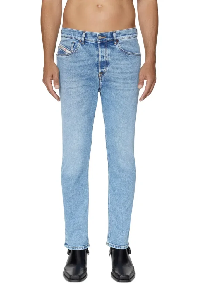 tapered jeans 2005 d-fining 09b92 Hitta närmaste butik tapered jeans 2005 d-fining 09b92 Hitta närmaste butik