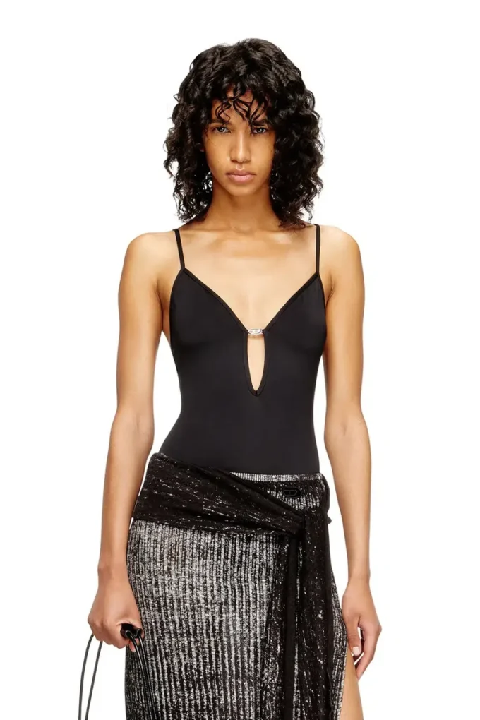 ufby-oval-d-bodysuit Hitta närmaste butik ufby-oval-d-bodysuit Hitta närmaste butik