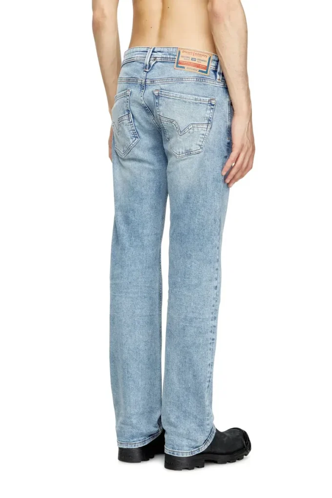 vanliga jeans 1985 larkee 0dbdv Hitta närmaste butik vanliga jeans 1985 larkee 0dbdv Hitta närmaste butik