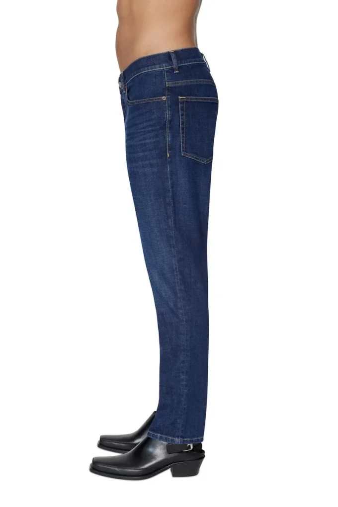 vanliga jeans 2005 d-fining 09b90 Hitta närmaste butik