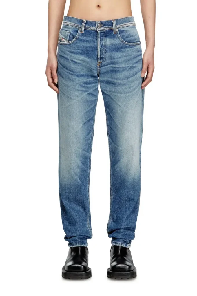 vanliga jeans 2023 d-finitive 09m12 Hitta närmaste butik vanliga jeans 2023 d-finitive 09m12 Hitta närmaste butik