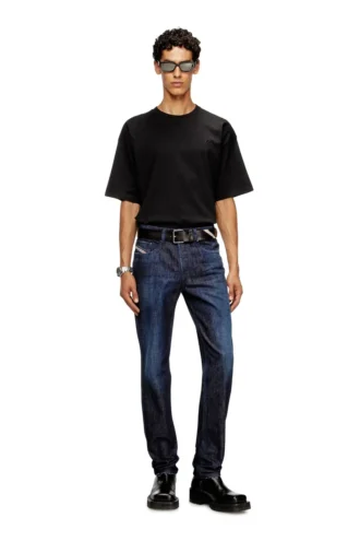 vanliga jeans 2023 d-finitive 09m19 Hitta närmaste butik