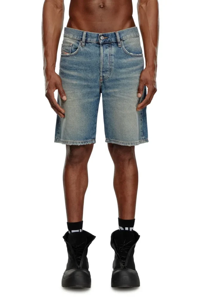 Vanliga korta jeansshorts