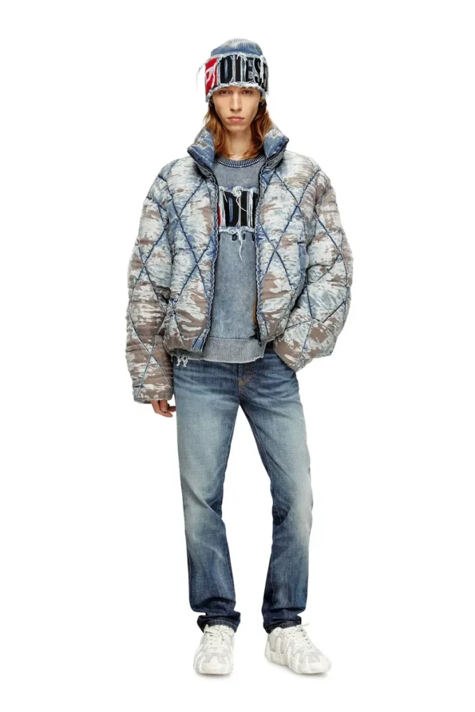w-kons Vadderad jacka i argyle-quiltad devoré-denim w-kons Vadderad jacka i argyle-quiltad devoré-denim