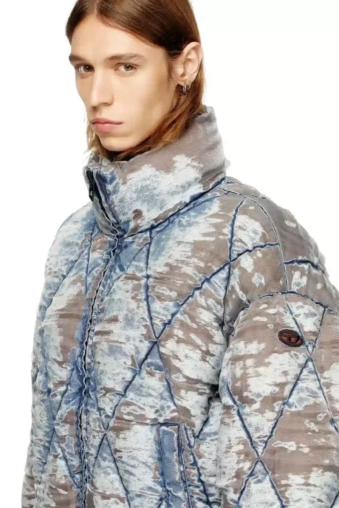 w-kons Vadderad jacka i argyle-quiltad devoré-denim w-kons Vadderad jacka i argyle-quiltad devoré-denim