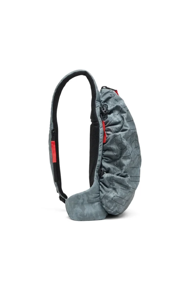 zip-d sling bag x Zip-D Ryggsäck med justerbar axelrem zip-d sling bag x Zip-D Ryggsäck med justerbar axelrem